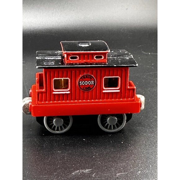 Thomas & Friends Take n Play Along 2002 Red Caboose Vtg Magnetic Diecast Train - Picture 6 of 14
